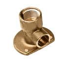 Female wallplate with shifted copper end for direct fixing of saddled pipes